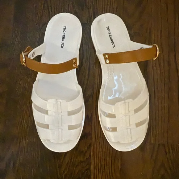 Tuckernuck Ivory Riley Jelly Sandals size 8/9 - Picture 1 of 4